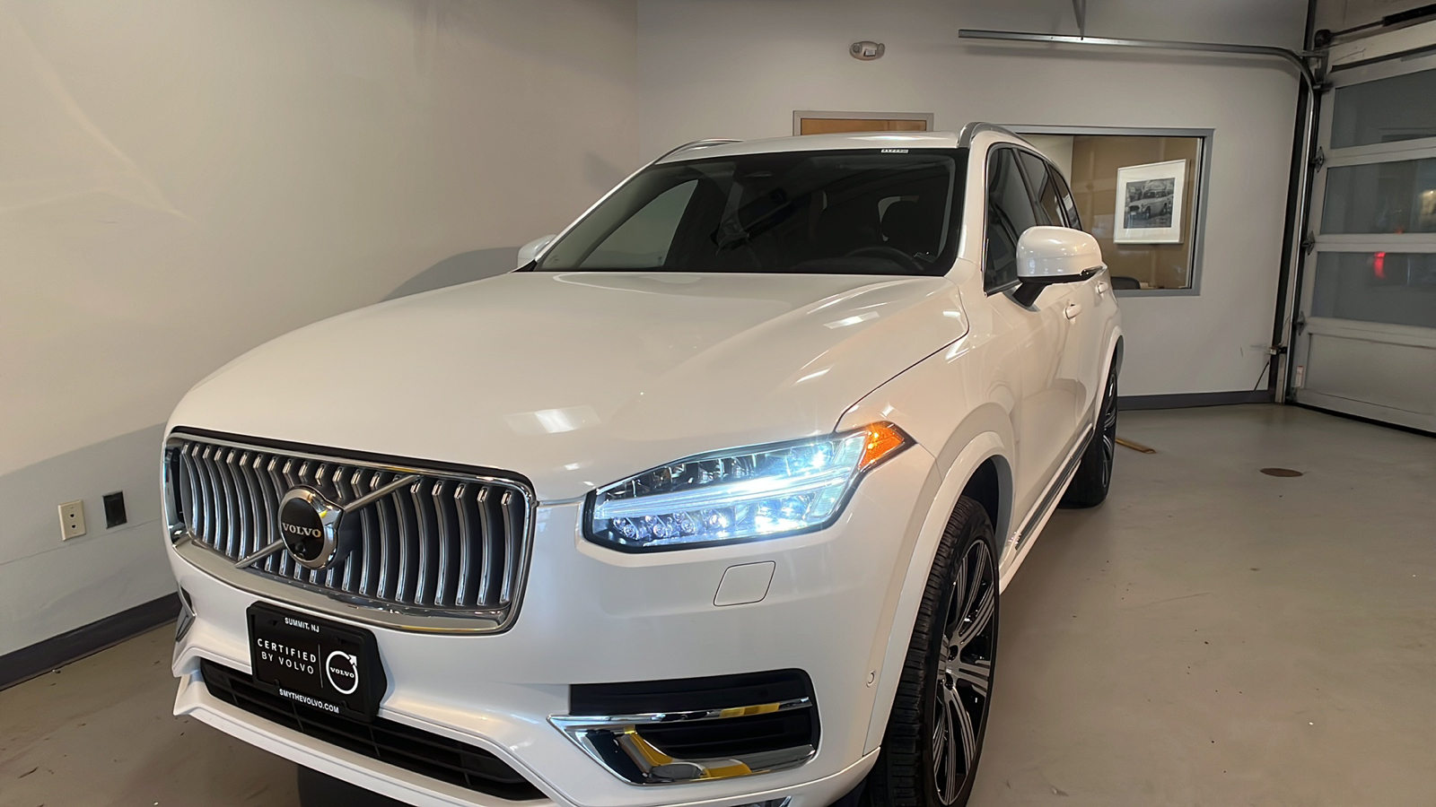 2024 Volvo XC90 B5 Plus 1