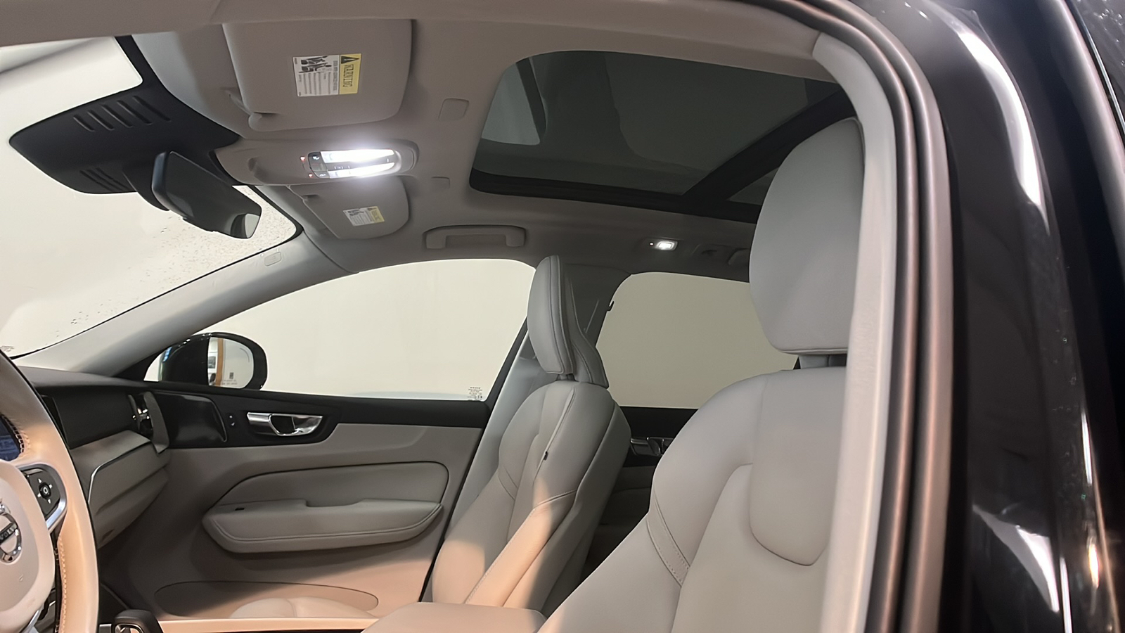 2023 Volvo XC60 B5 Plus Bright Theme 13