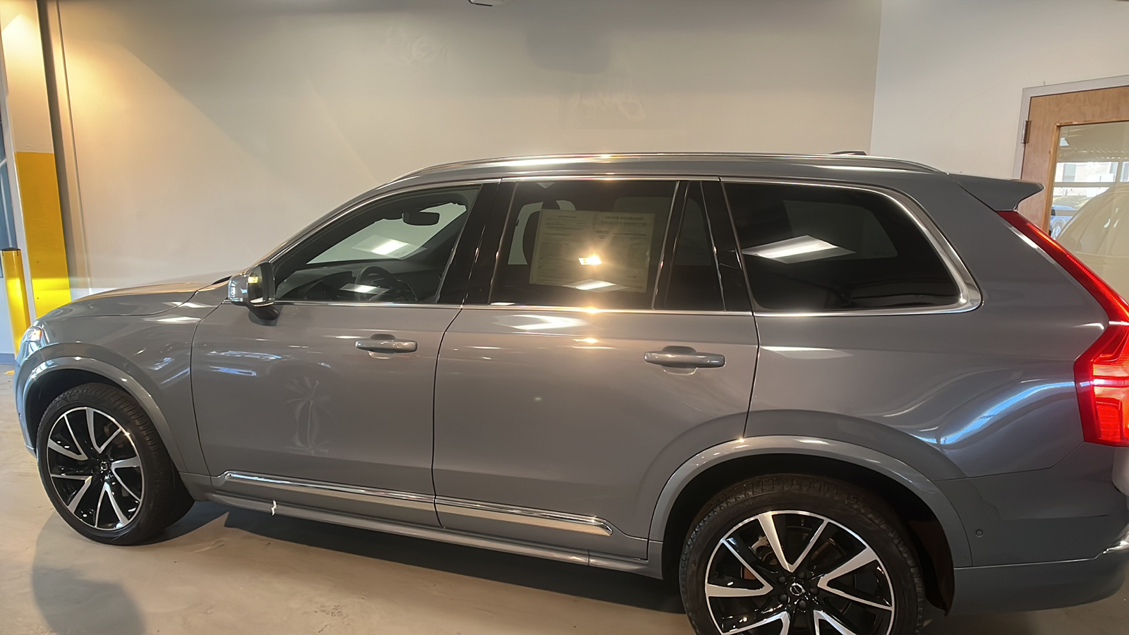 2023 Volvo XC90 B6 Plus 7-Seater 2