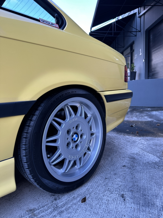 1994 Bmw M3  9