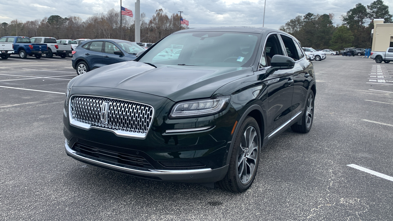 2021 Lincoln Nautilus Reserve 3