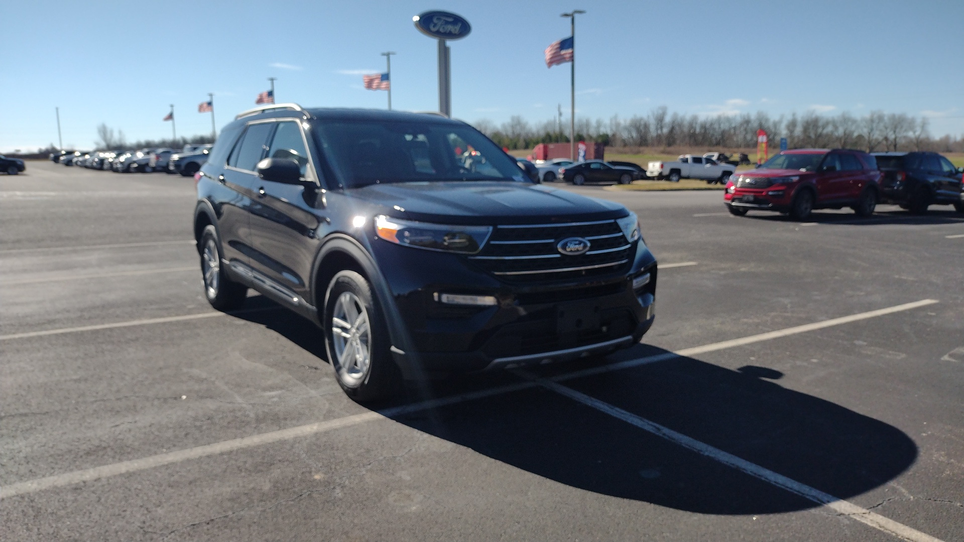 2024 Ford Explorer XLT 1