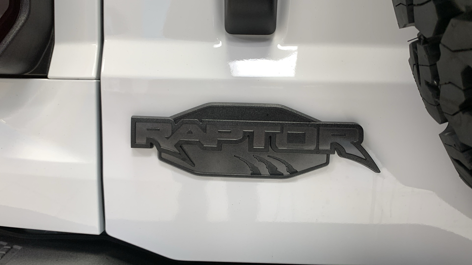 2024 Ford Bronco Raptor 24