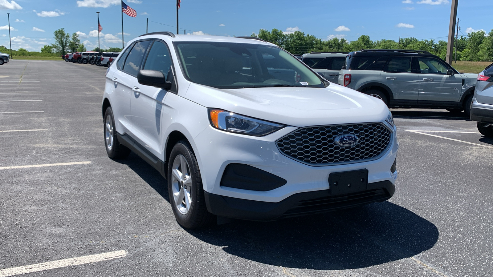 2024 Ford Edge SE 1