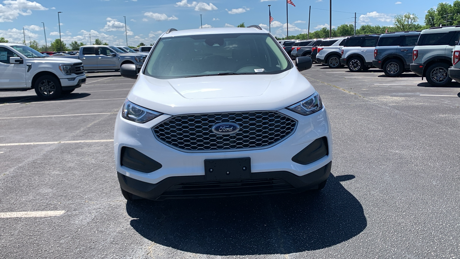 2024 Ford Edge SE 2