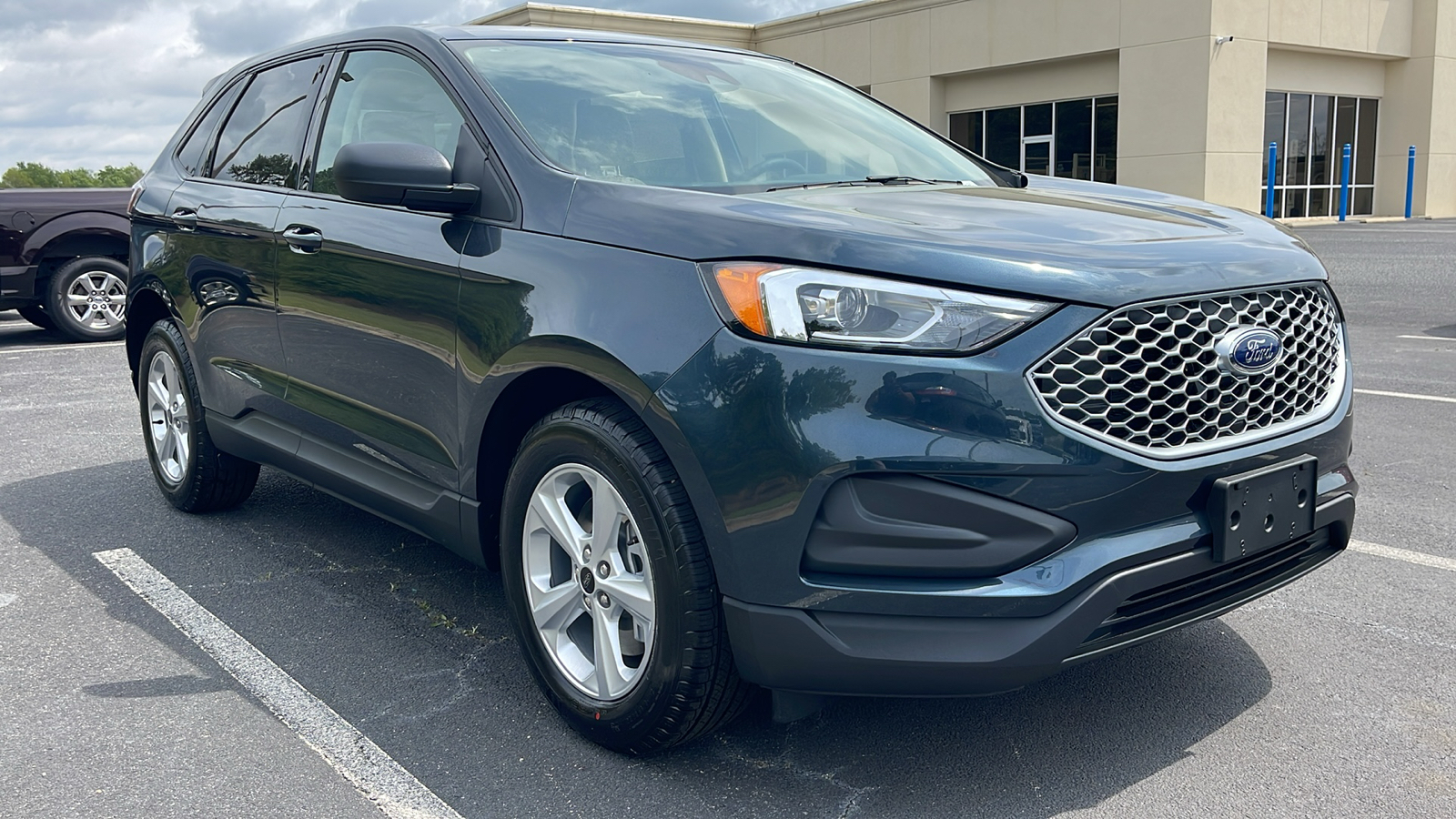 2024 Ford Edge SE 1