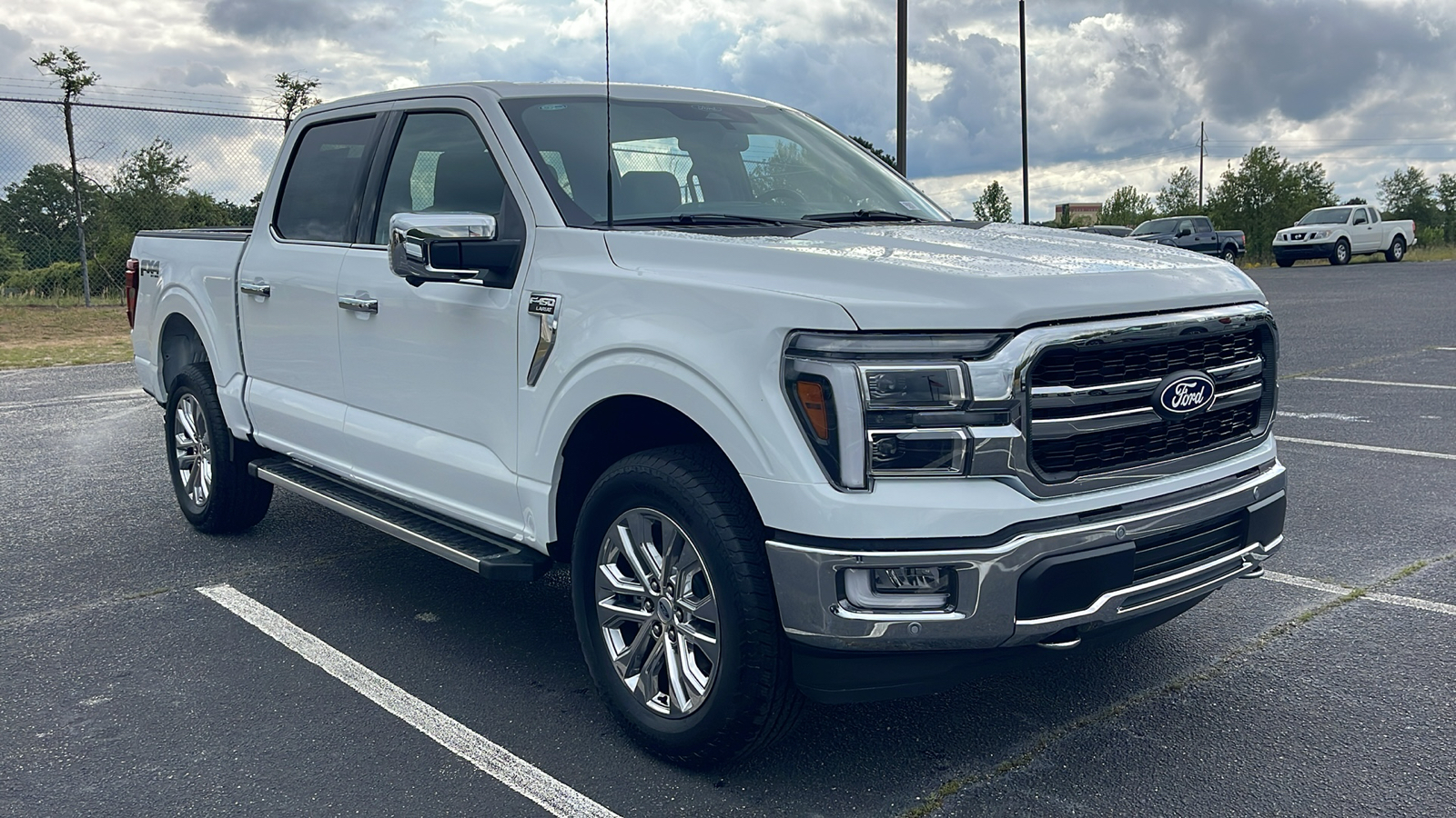 2024 Ford F-150 Lariat 2