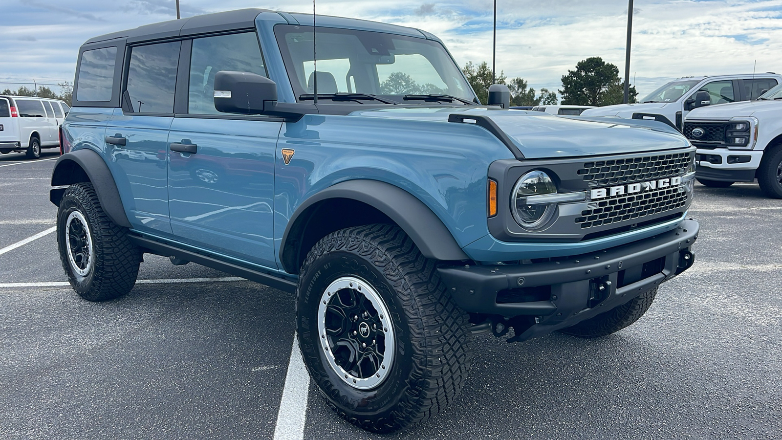 2023 Ford Bronco Badlands 2