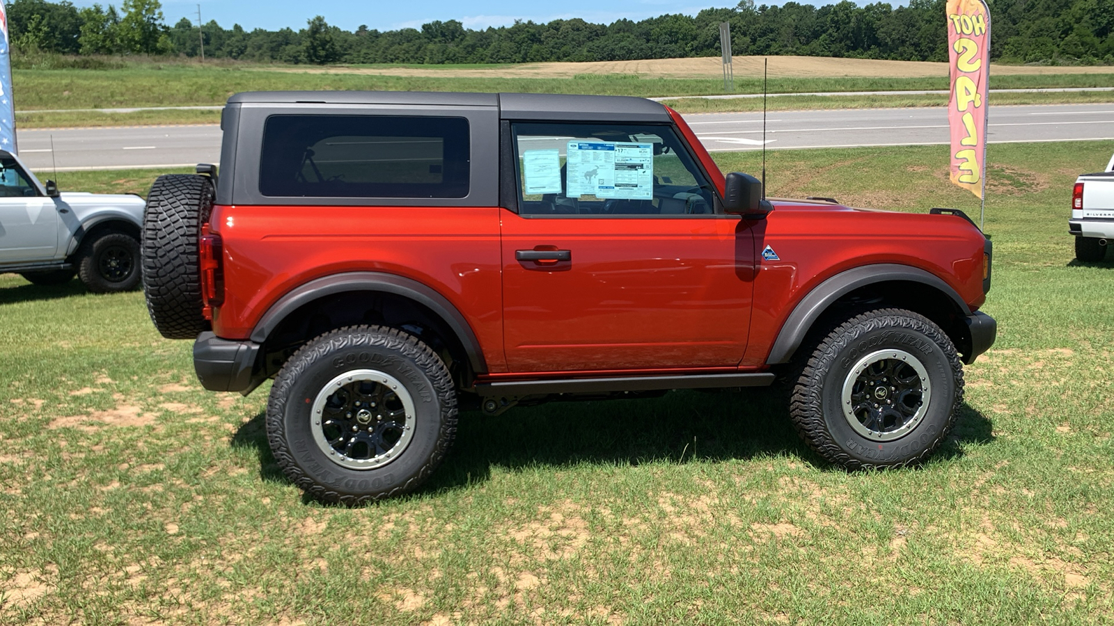 2024 Ford Bronco Black Diamond 8