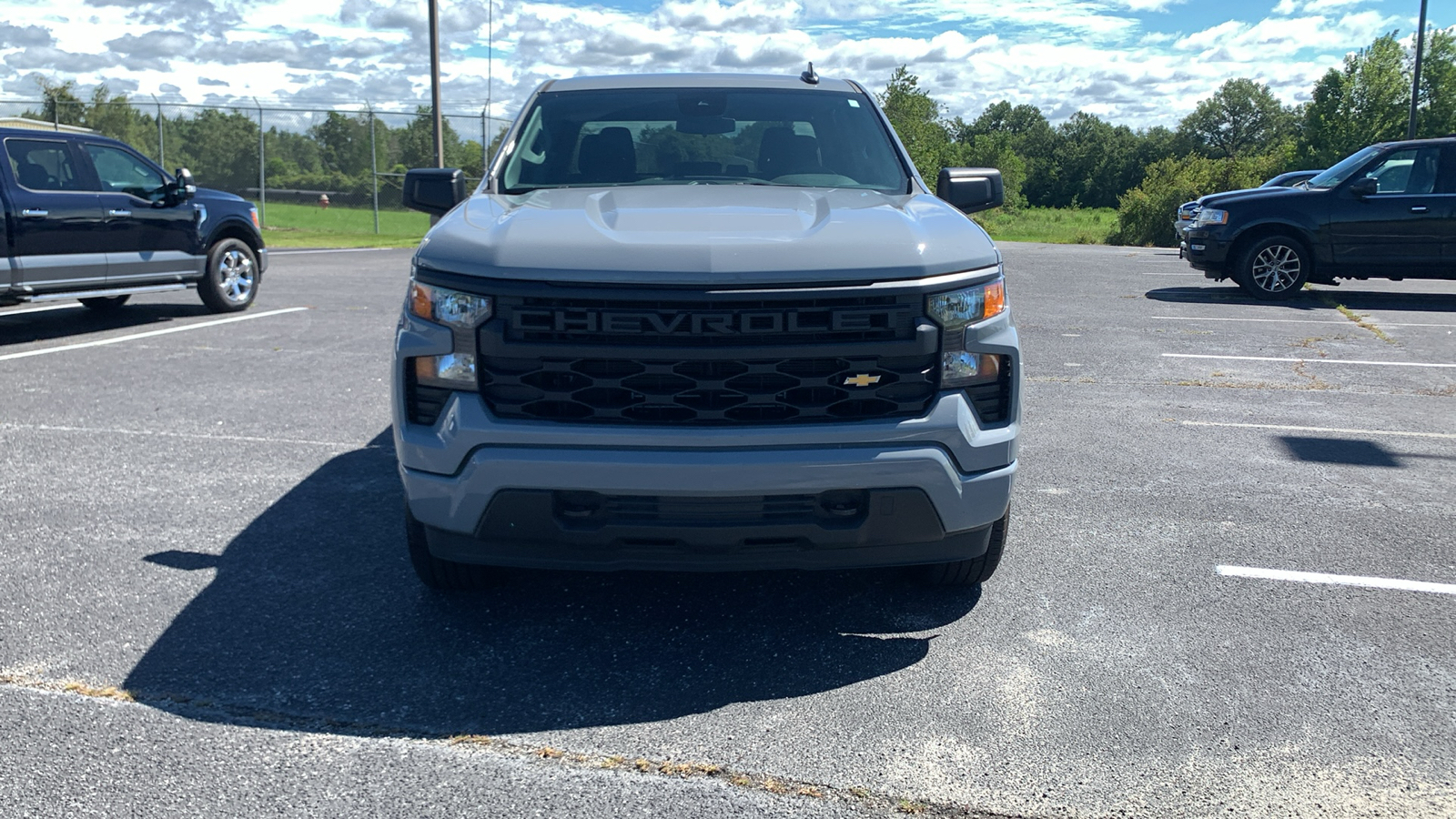 2024 Chevrolet Silverado 1500 Custom 2