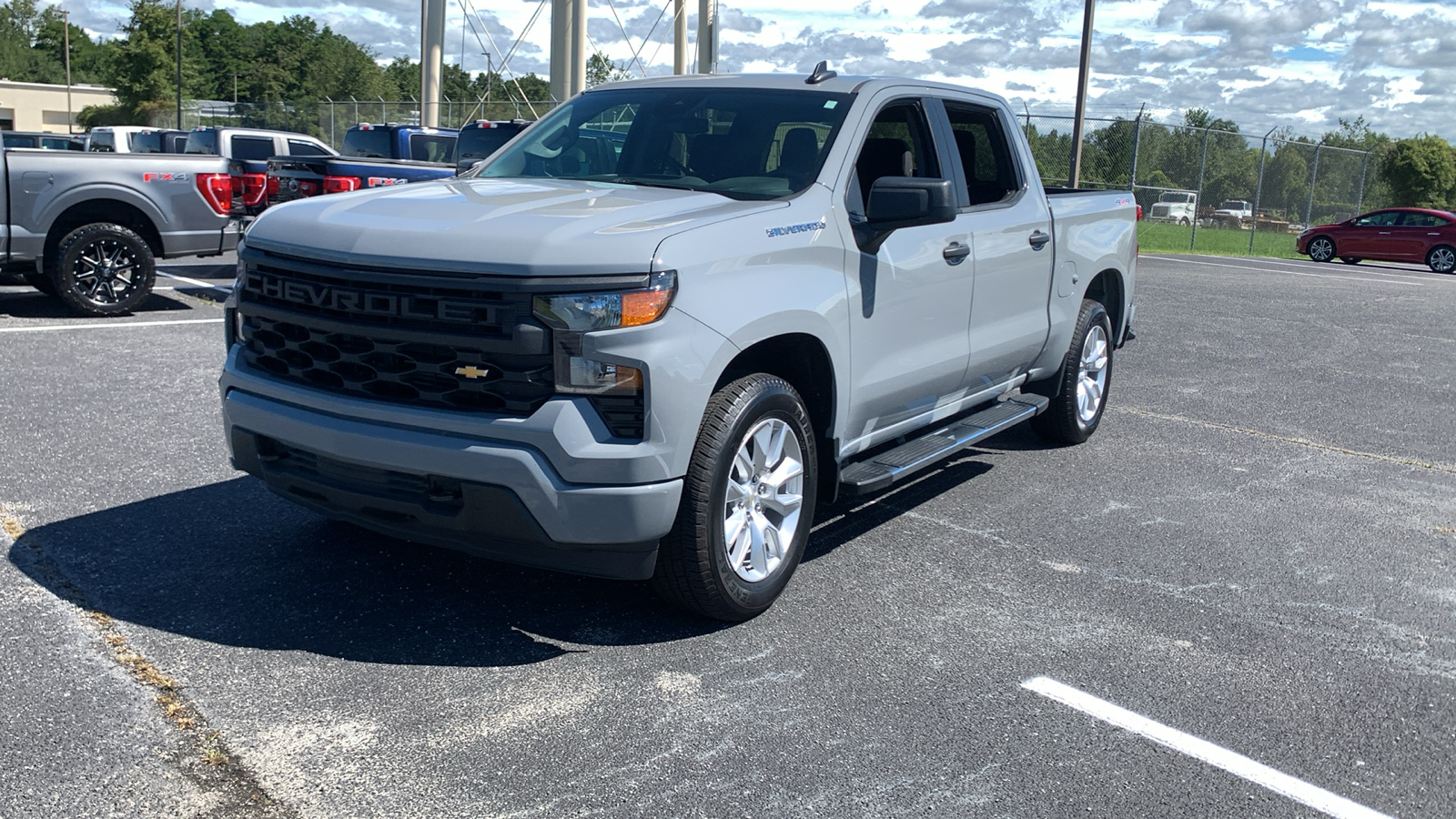 2024 Chevrolet Silverado 1500 Custom 3