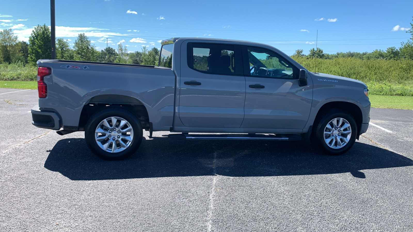 2024 Chevrolet Silverado 1500 Custom 8