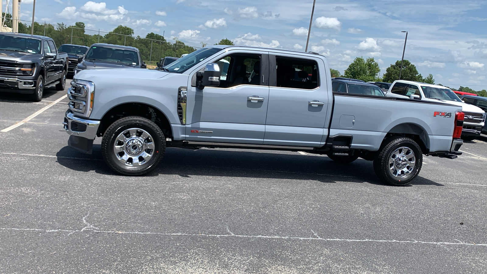 2024 Ford F-350SD Lariat 4