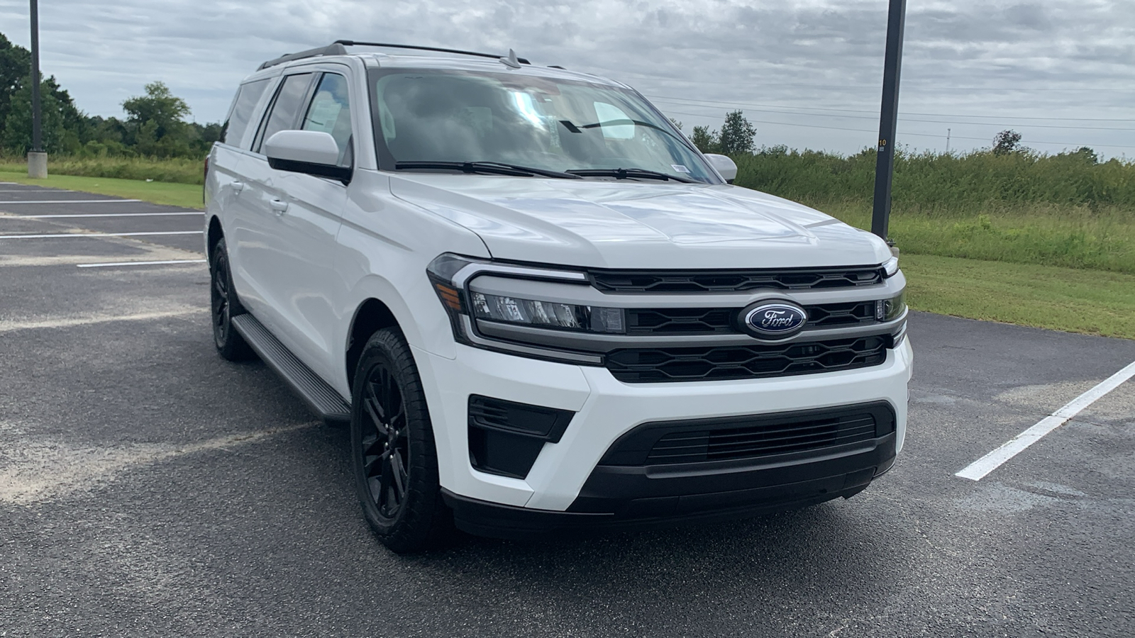 2024 Ford Expedition Max XLT 1