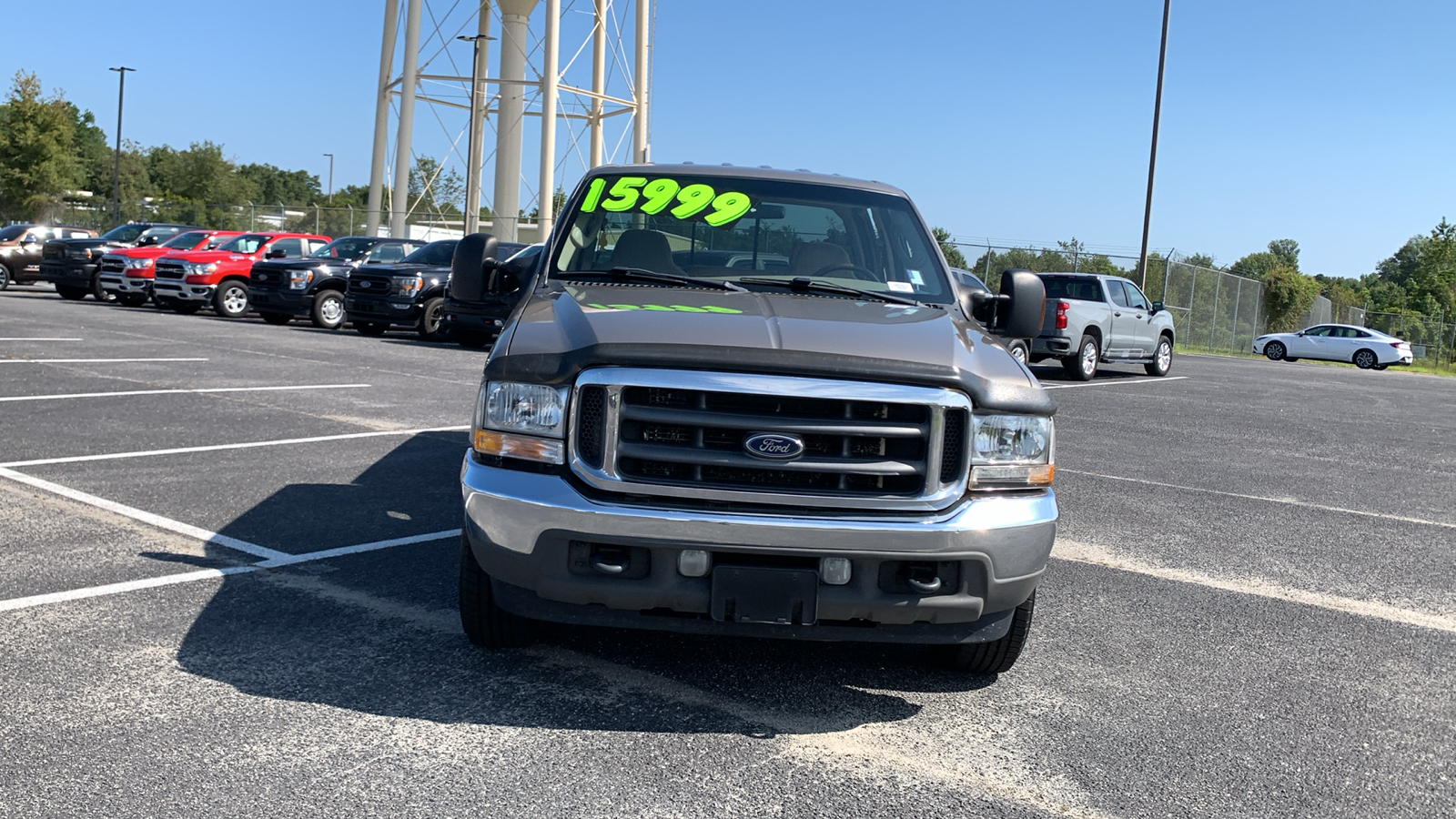 2004 Ford F-350SD Lariat 2