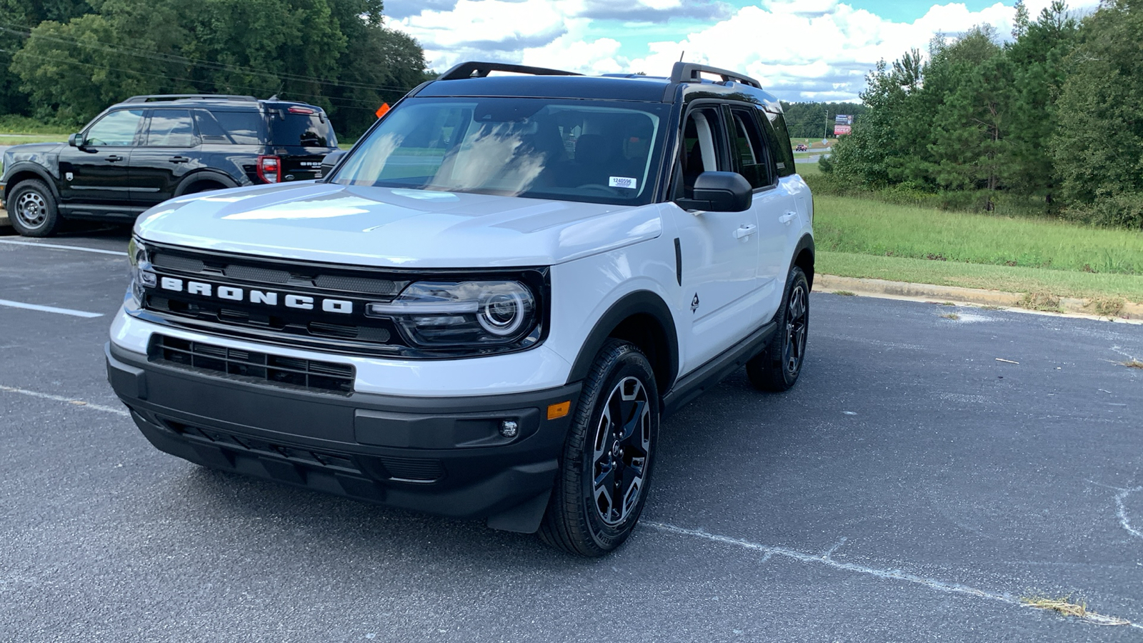 2024 Ford Bronco Sport Outer Banks 3