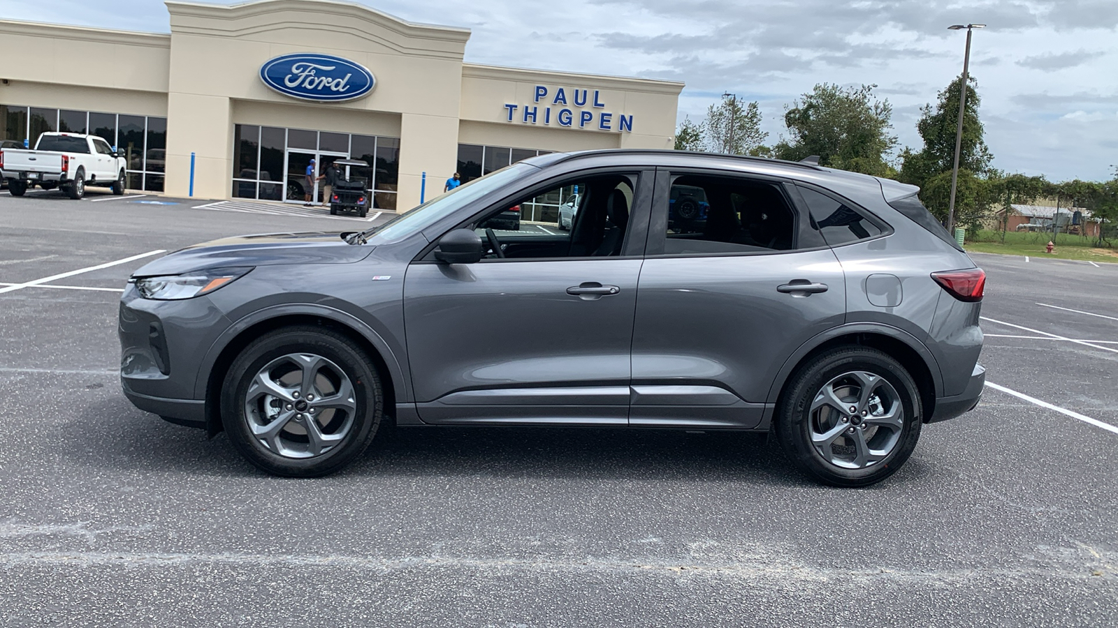 2024 Ford Escape ST-Line 4