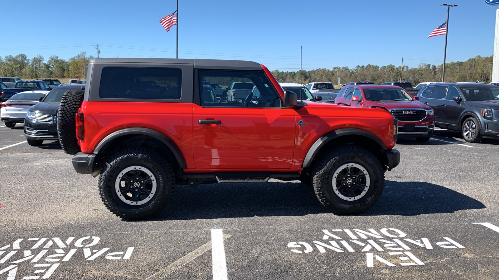 2023 Ford Bronco Black Diamond 8