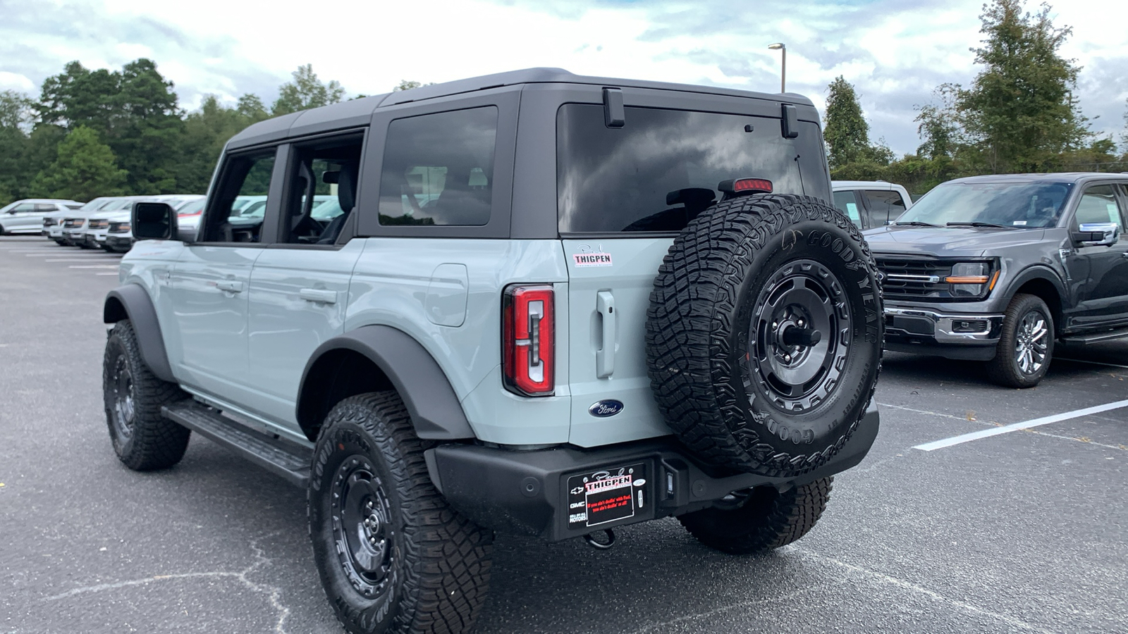 2024 Ford Bronco Outer Banks 5