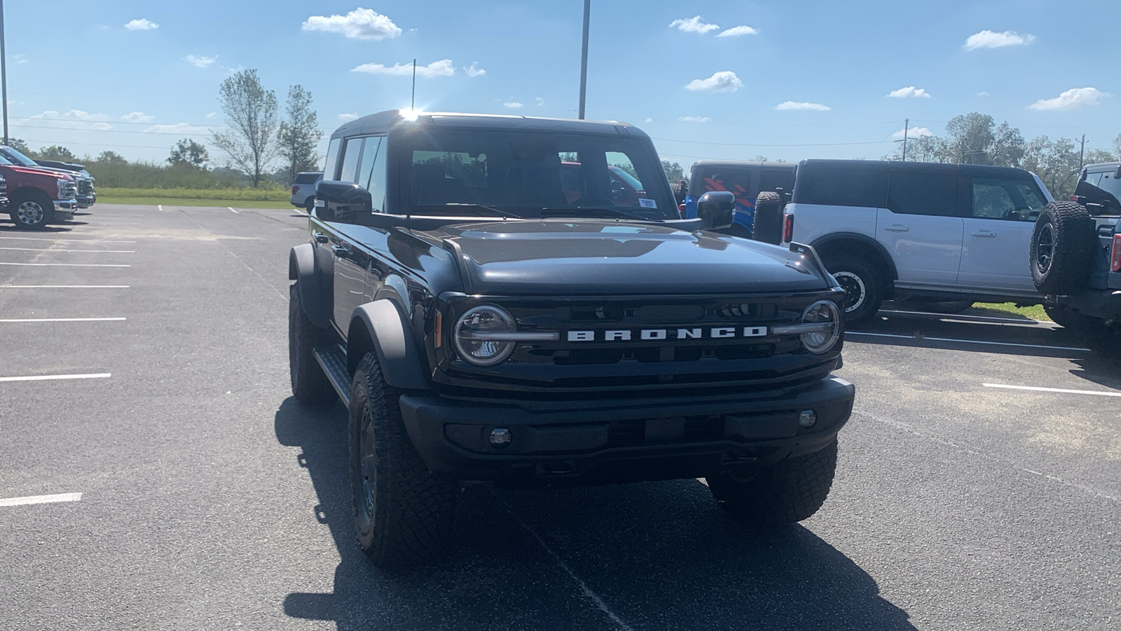 2024 Ford Bronco Outer Banks 1