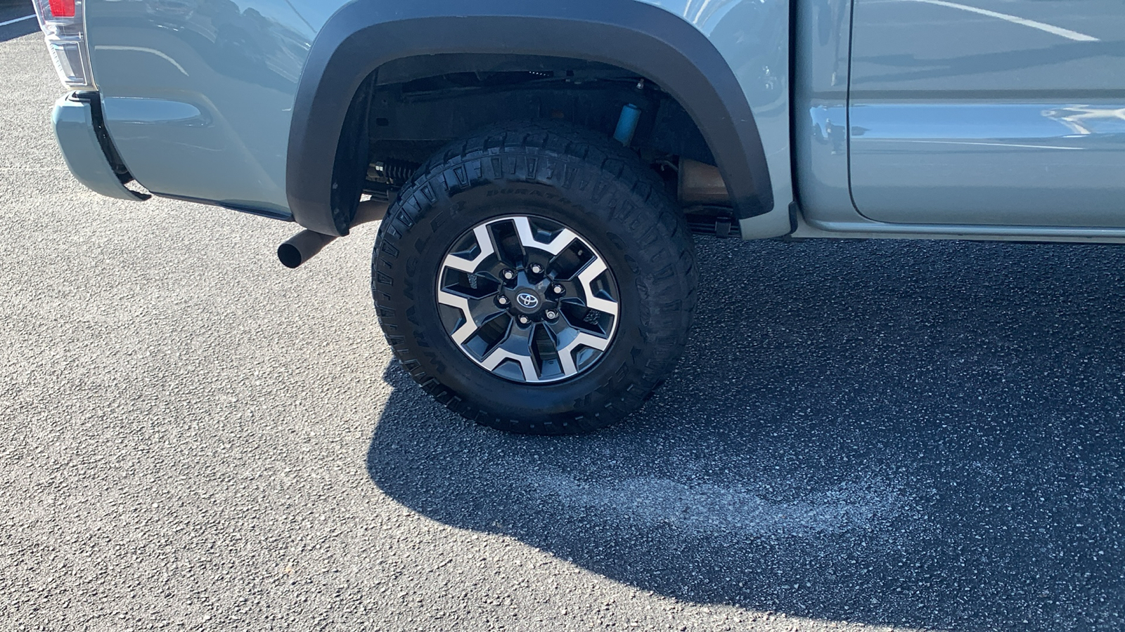 2023 Toyota Tacoma TRD Off-Road 9