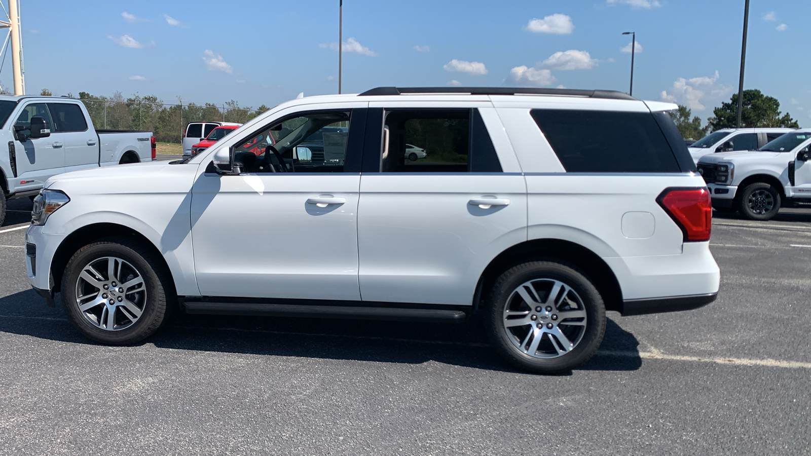 2024 Ford Expedition XLT 4