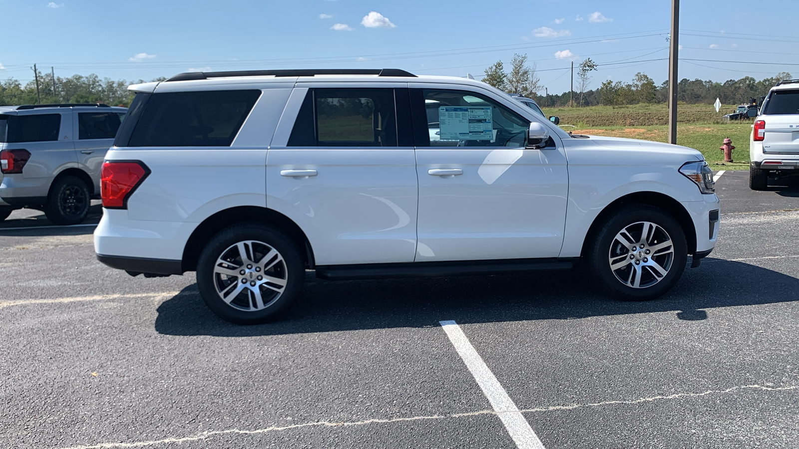 2024 Ford Expedition XLT 8