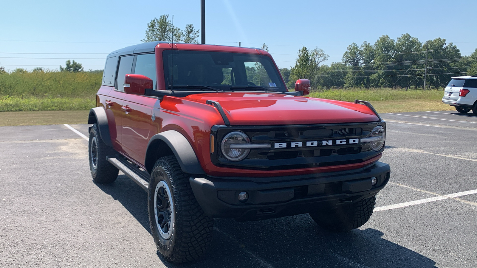 2024 Ford Bronco Outer Banks 1