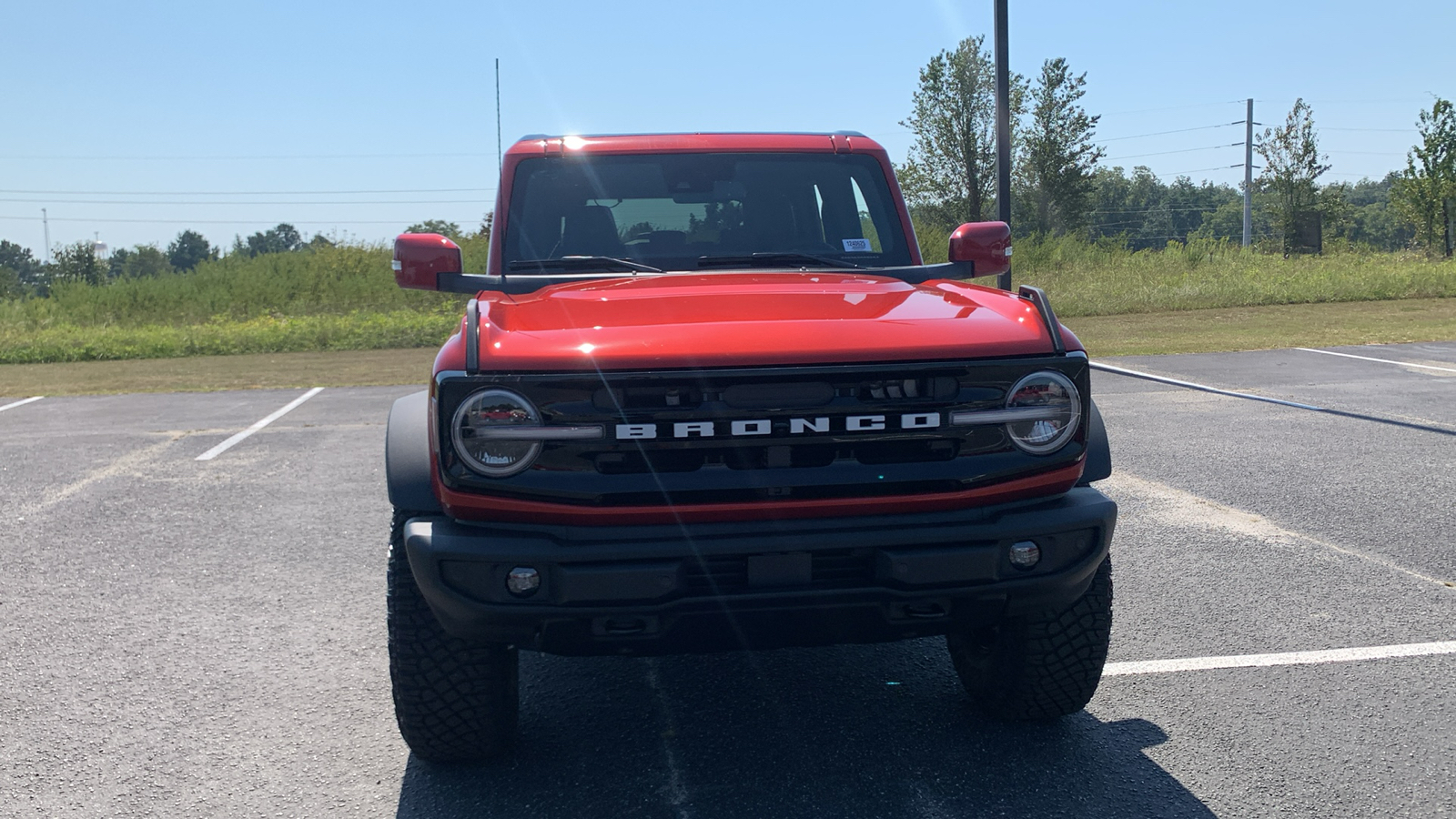 2024 Ford Bronco Outer Banks 2