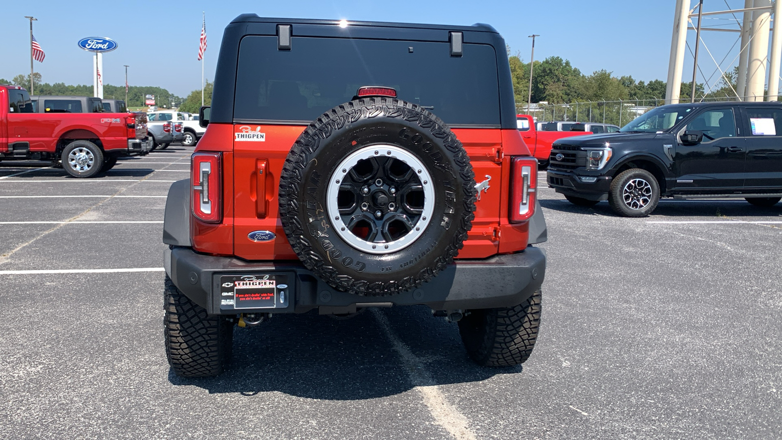 2024 Ford Bronco Outer Banks 6