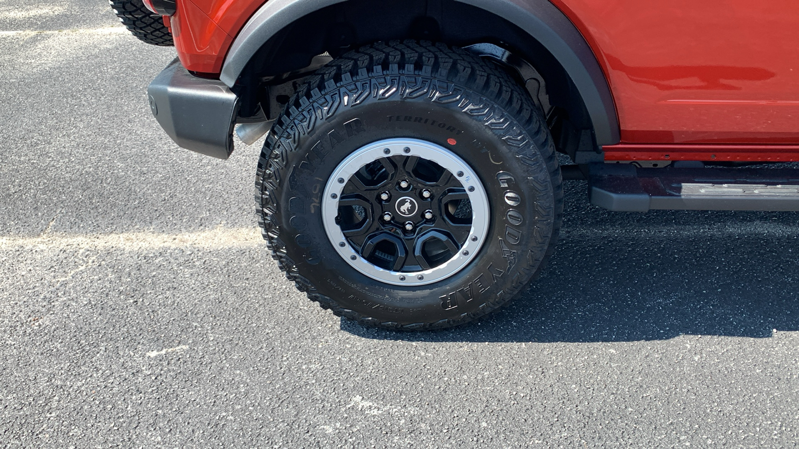 2024 Ford Bronco Outer Banks 9