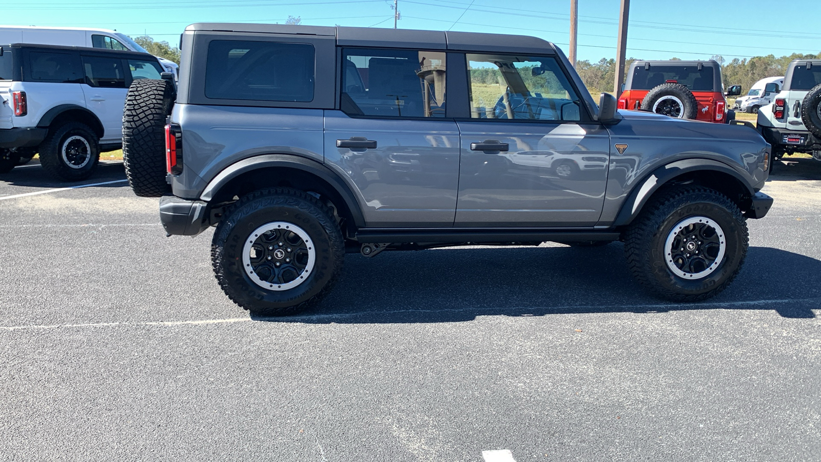 2024 Ford Bronco Badlands 8