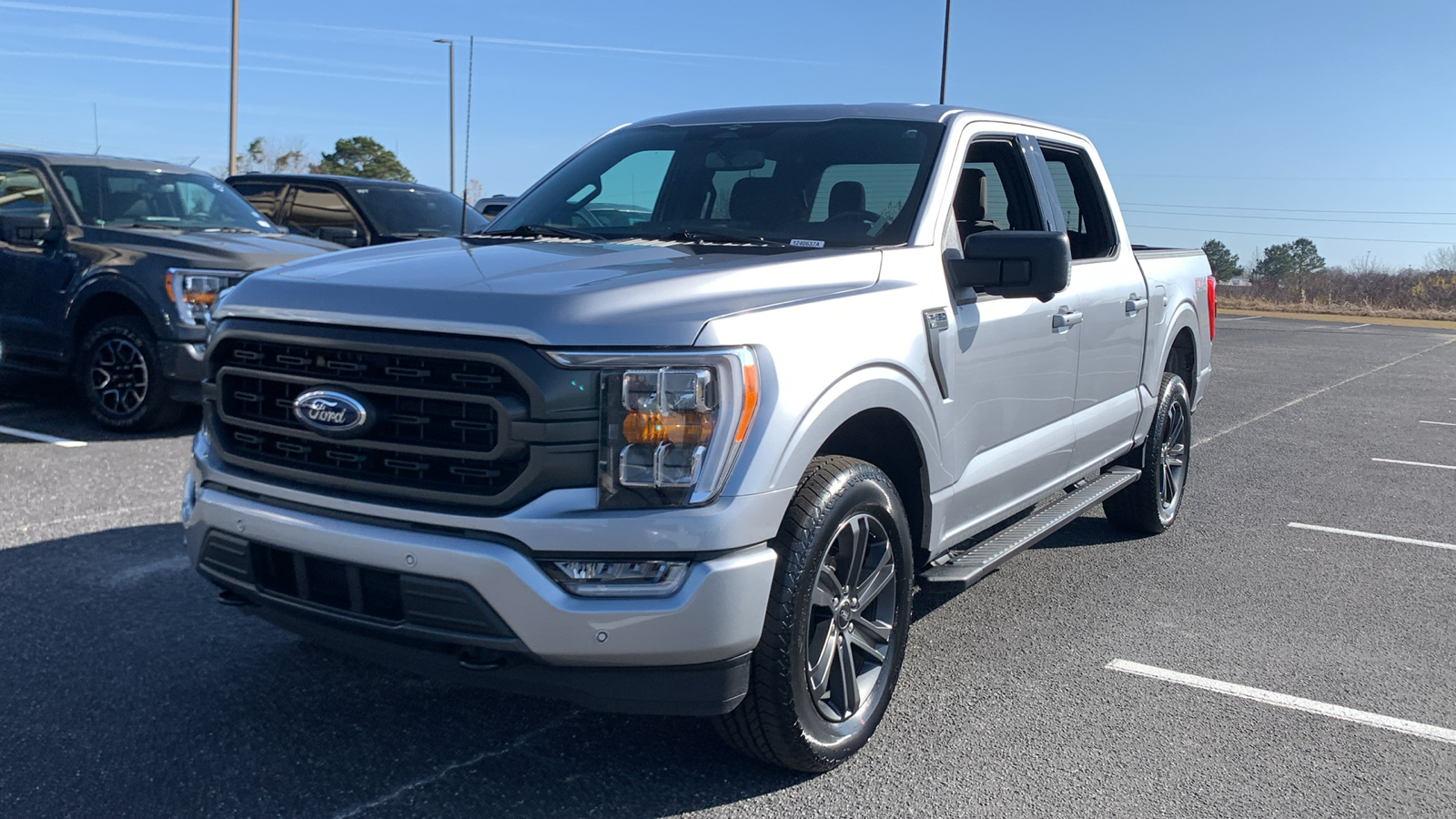 2023 Ford F-150 XLT 3