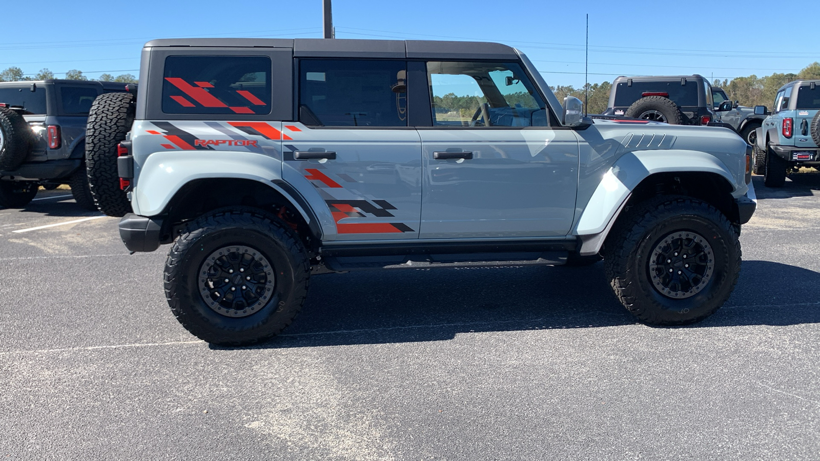 2024 Ford Bronco Raptor 8