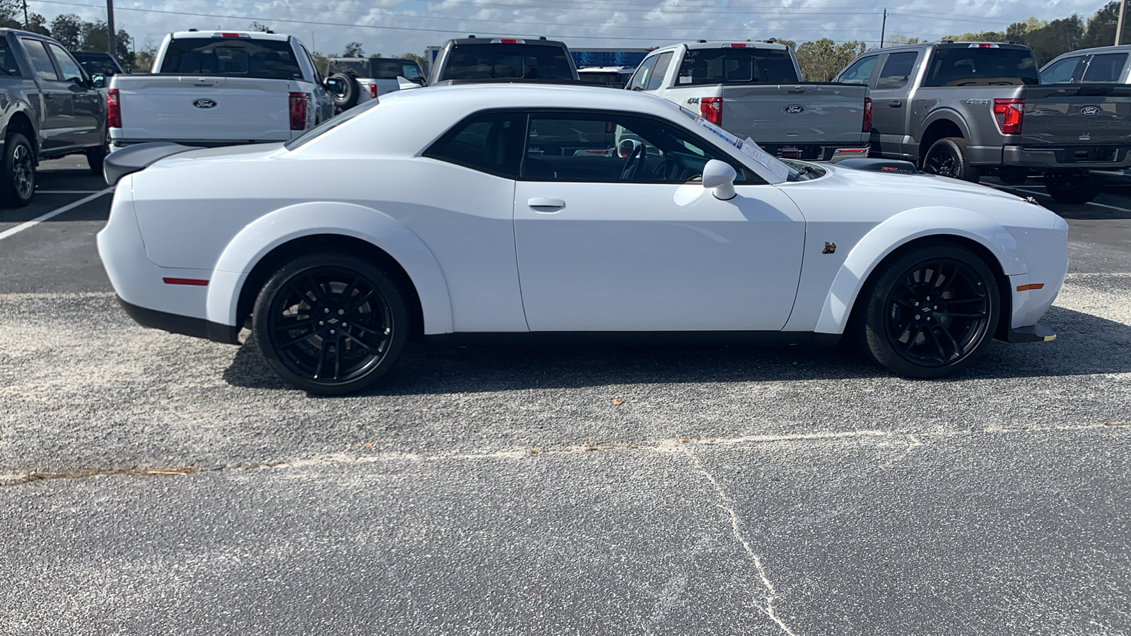 2023 Dodge Challenger R/T Scat Pack Widebody 8