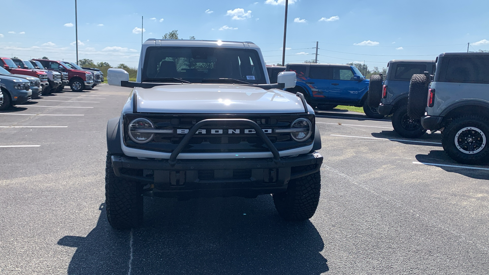 2024 Ford Bronco Outer Banks 2