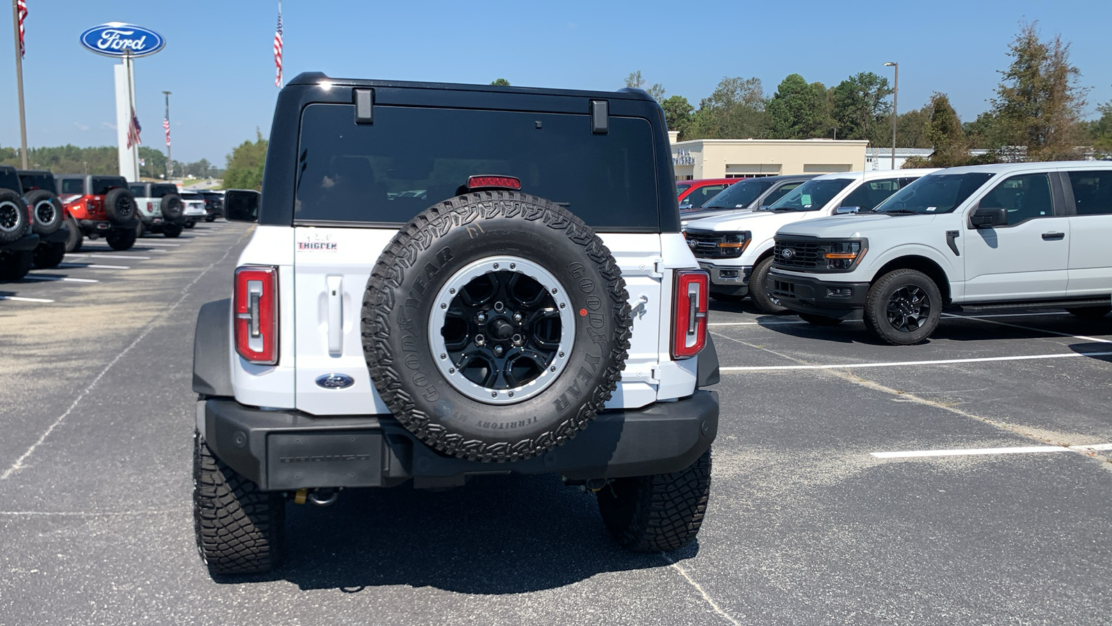 2024 Ford Bronco Outer Banks 6