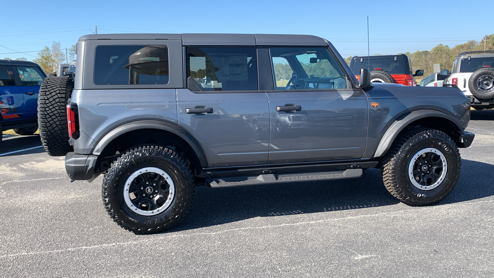 2024 Ford Bronco Badlands 8