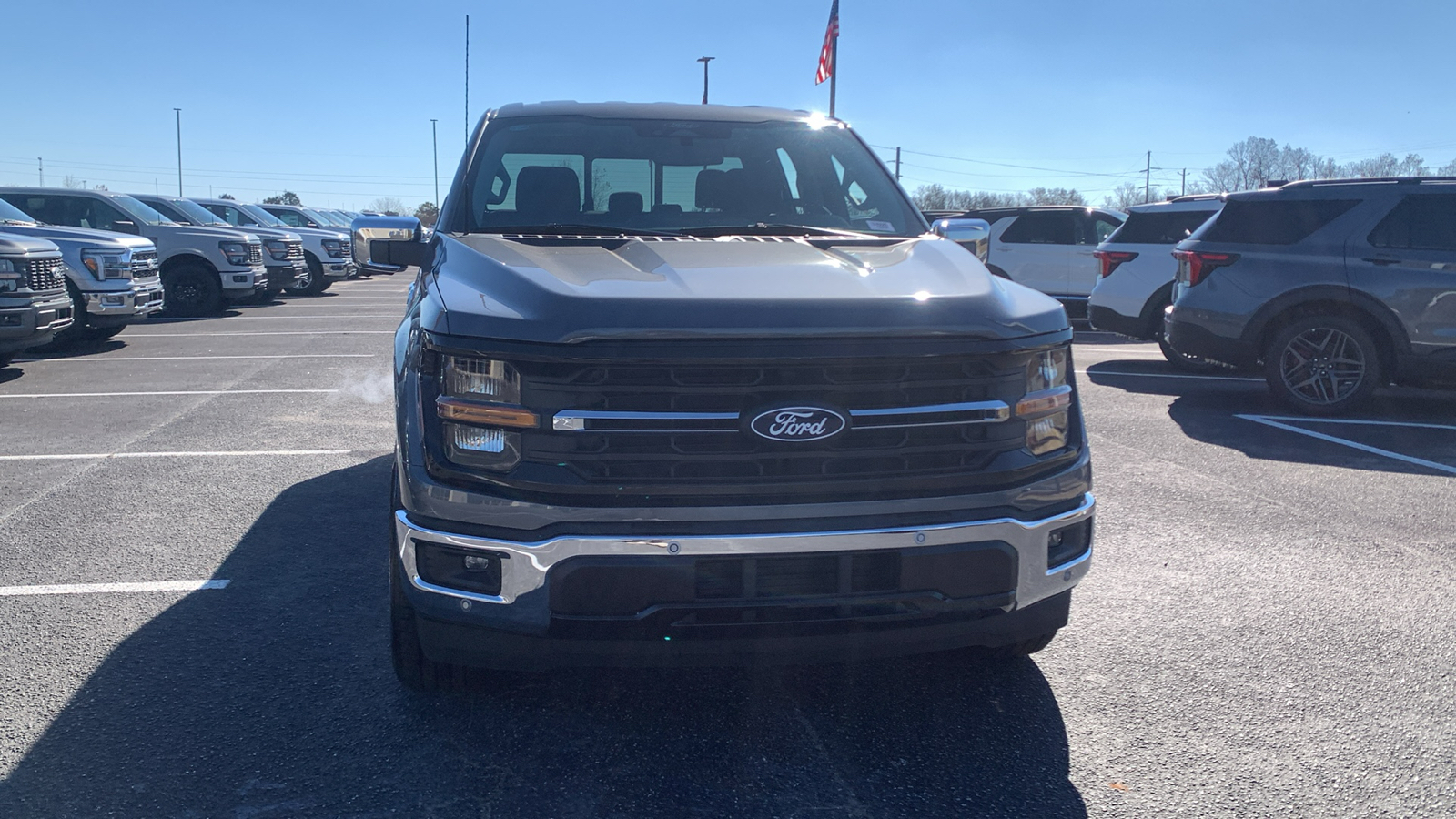 2024 Ford F-150 XLT 2