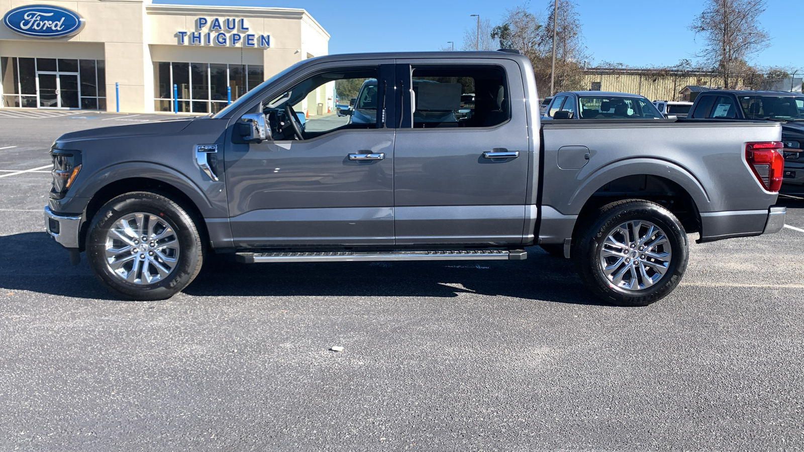 2024 Ford F-150 XLT 4