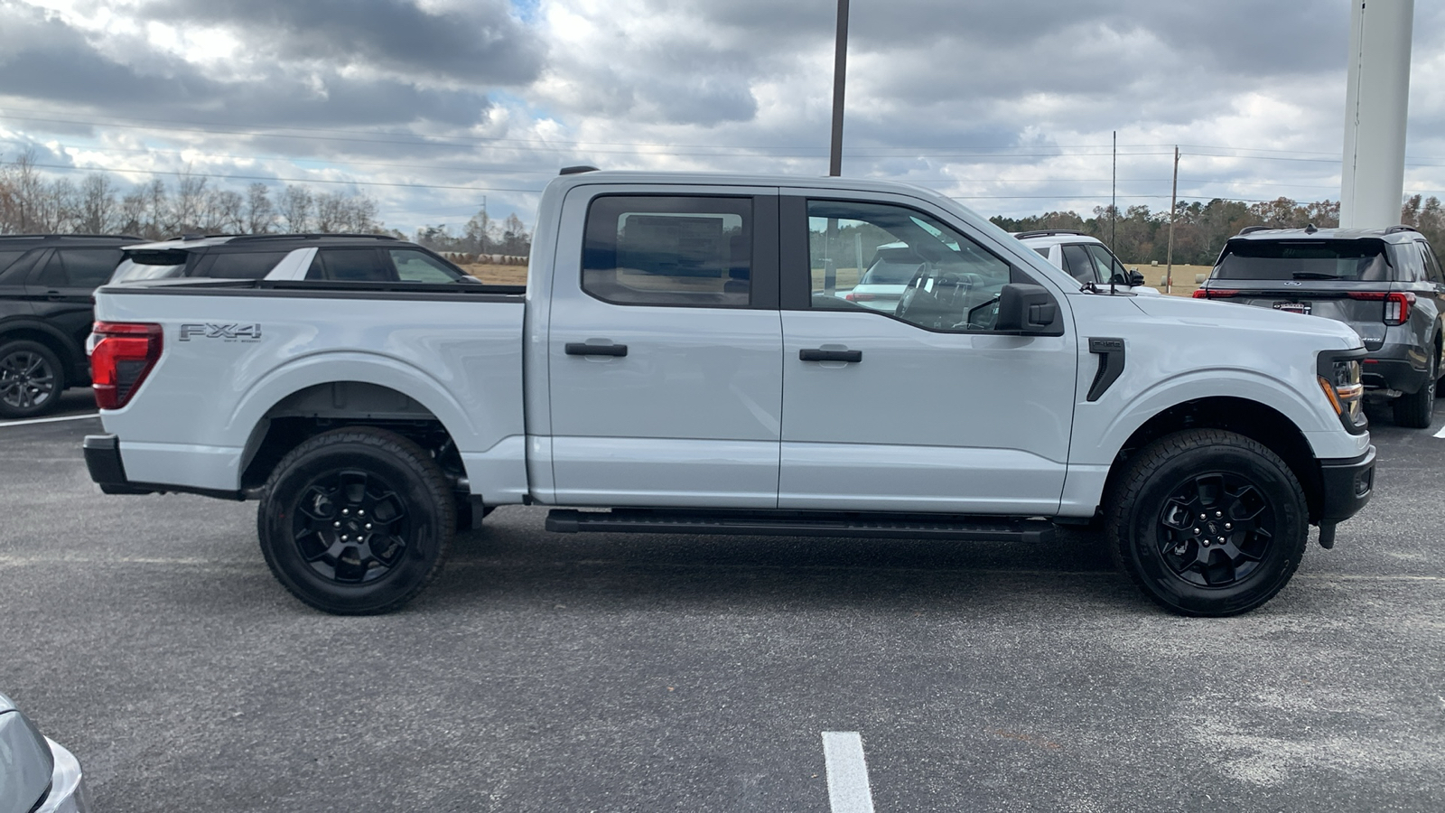 2024 Ford F-150 STX 8