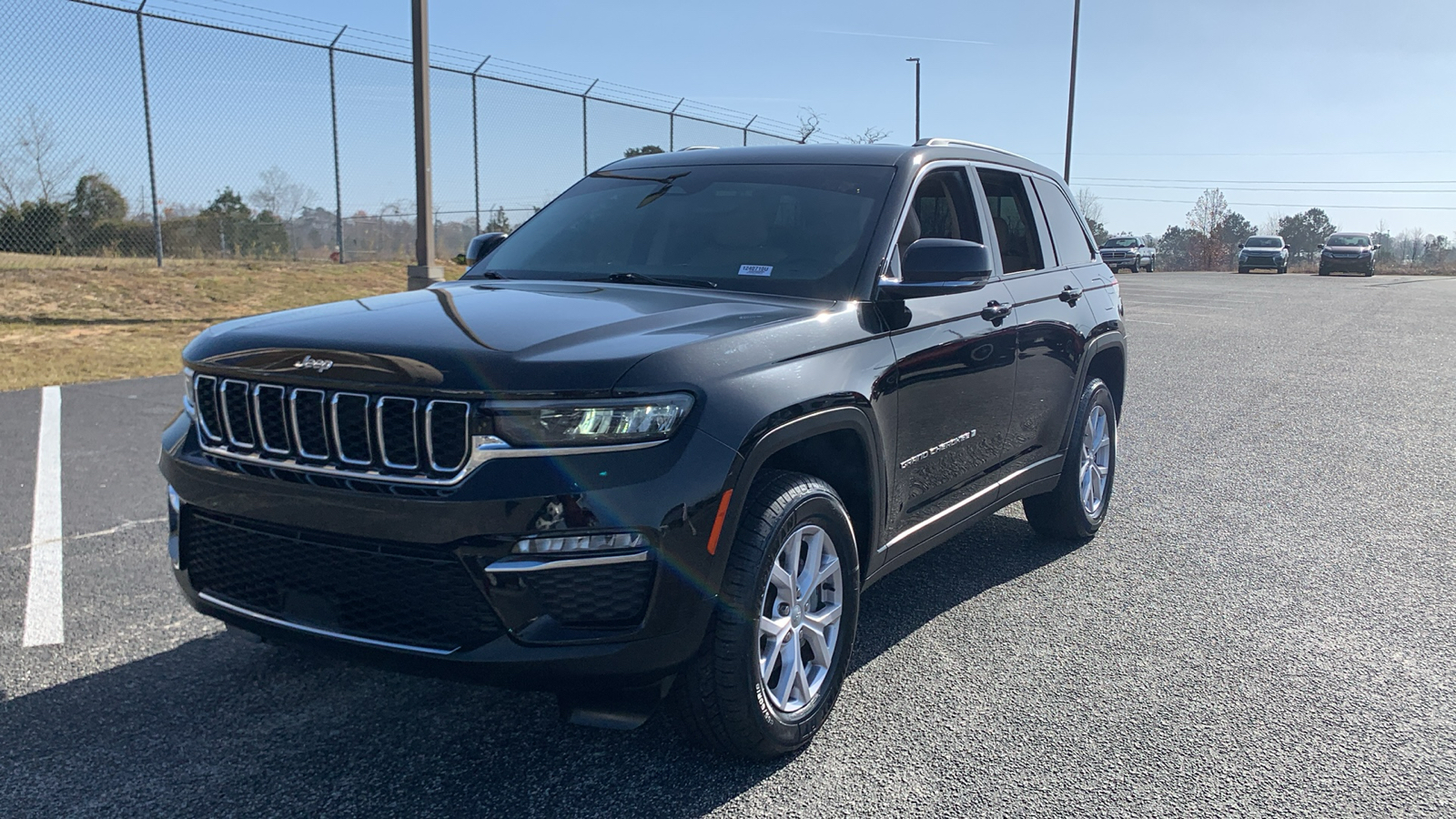 2022 Jeep Grand Cherokee Limited 3