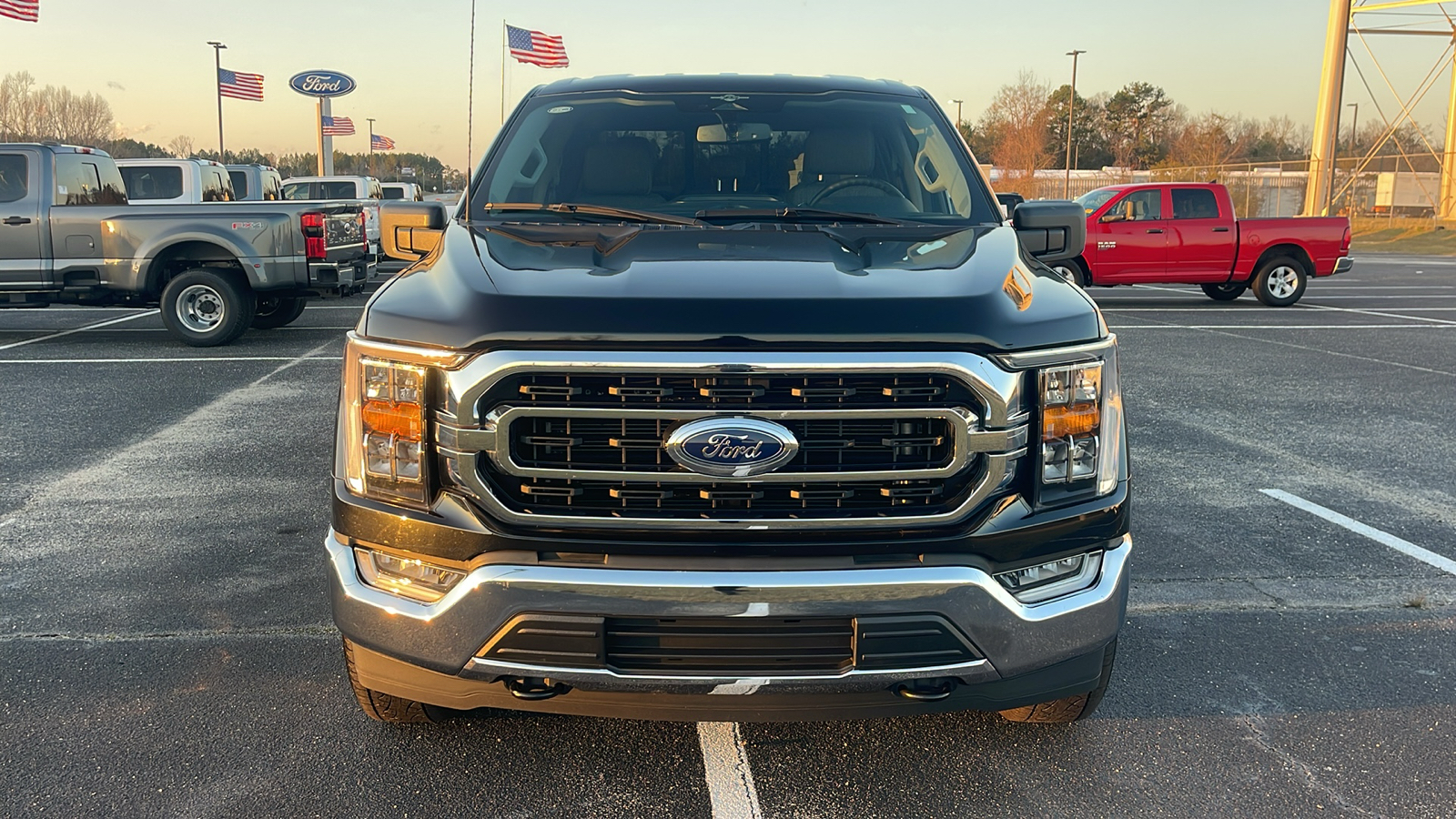 2023 Ford F-150 XLT 3