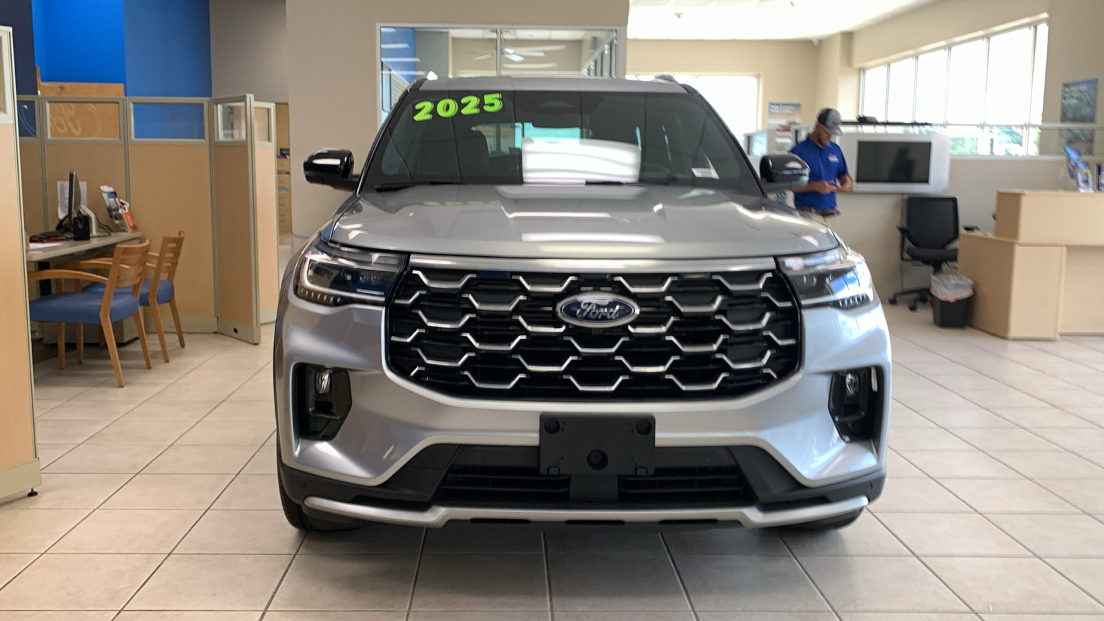 2025 Ford Explorer Platinum 2