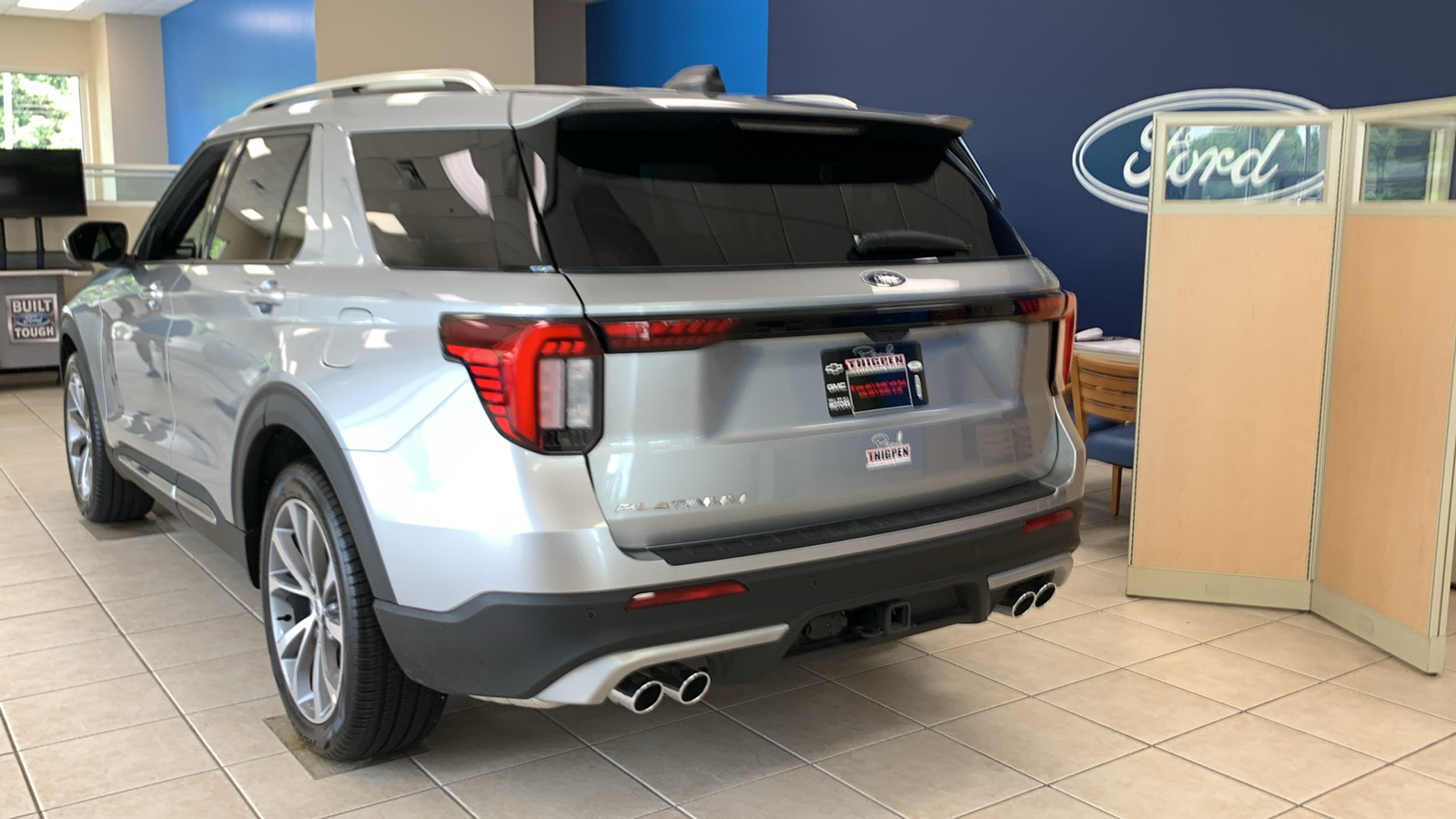 2025 Ford Explorer Platinum 5