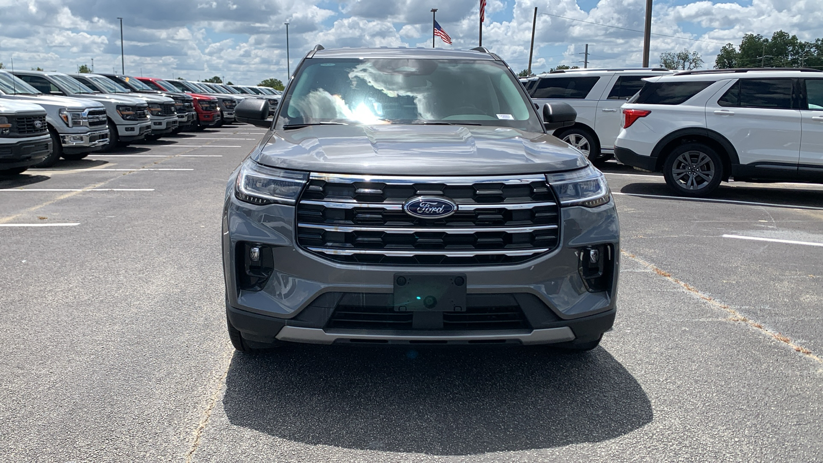 2025 Ford Explorer Active 2