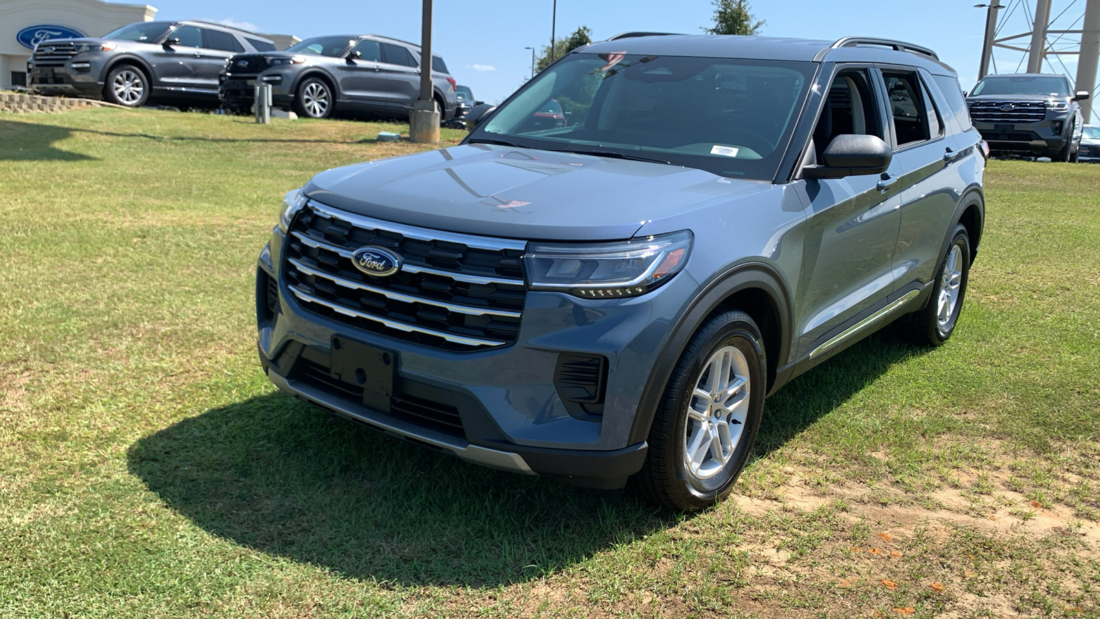 2025 Ford Explorer Active 3