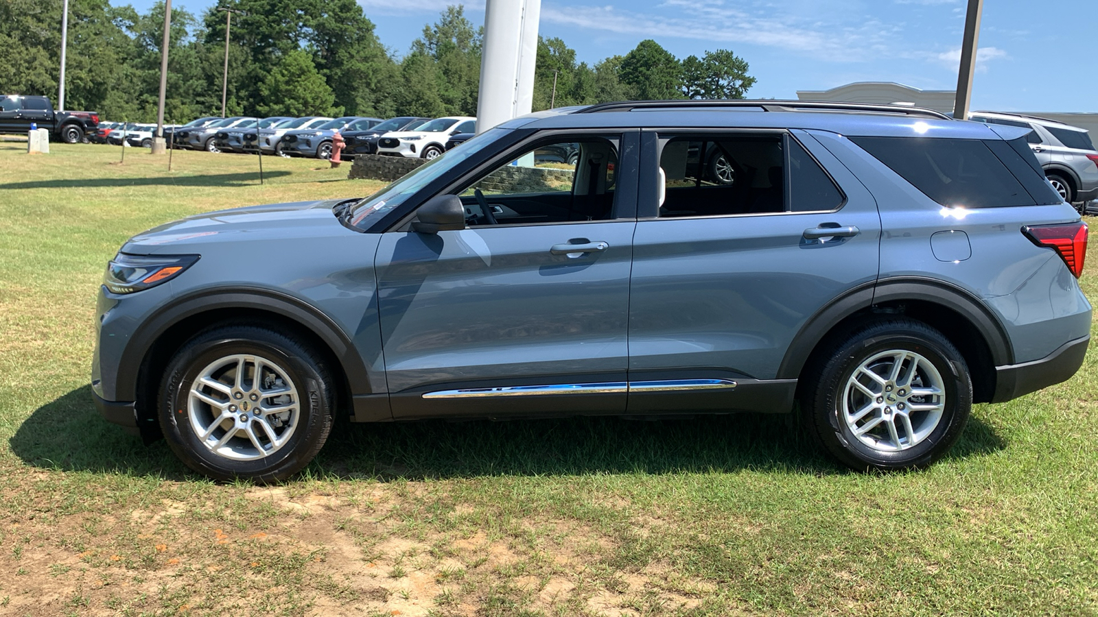 2025 Ford Explorer Active 4