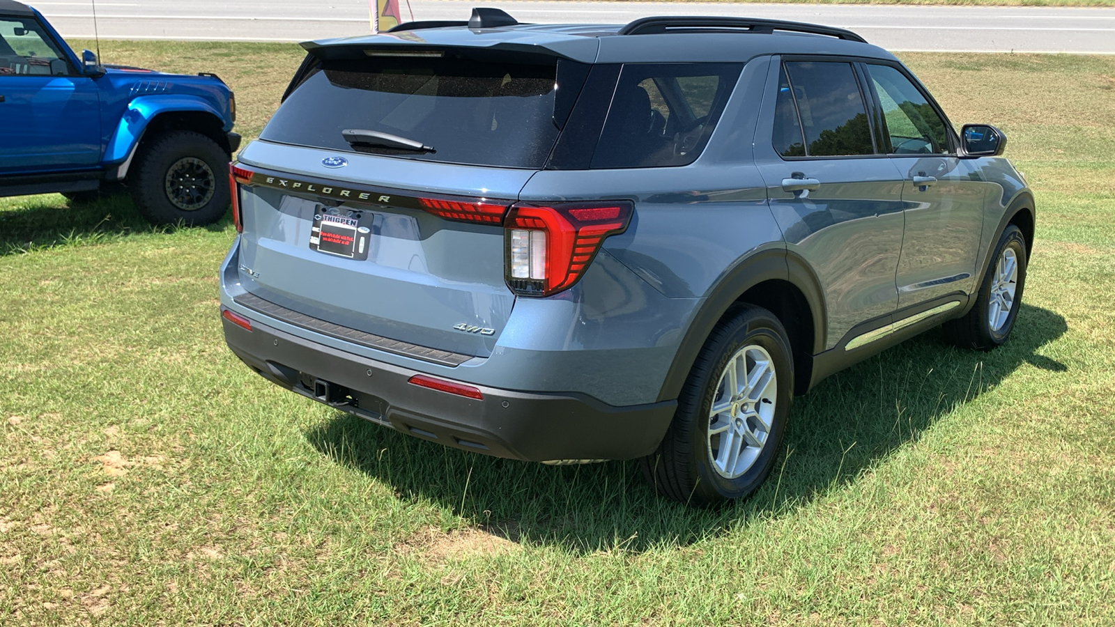 2025 Ford Explorer Active 7