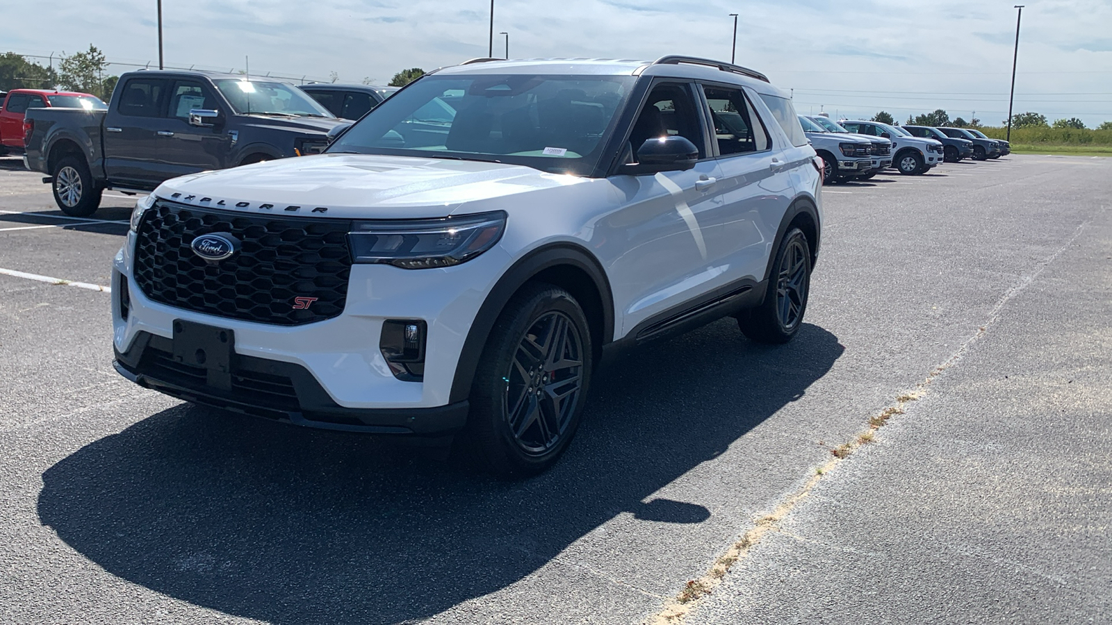 2025 Ford Explorer ST 3